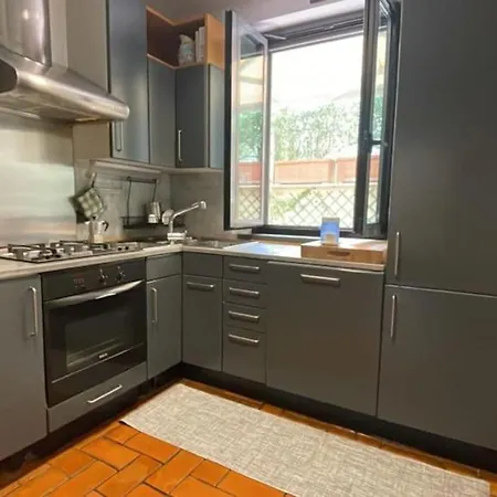 Vatican Luxury With Garden Rome