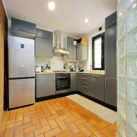 Vatican Luxury With Garden Apartment Rome